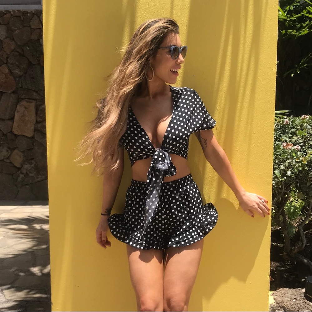 polka dot print 2 pc set shorts and tie crop top